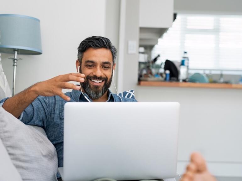 localdesks's tweet photo. How is your remote corporate culture. @stutemps, head of @SlackHQ UK believes that remote working is changing how bosses treat their staff - for the better https://t.co/NJSxrH5Ljc #remotework #worklocal #supportlocal https://t.co/eiJXsr2yFS