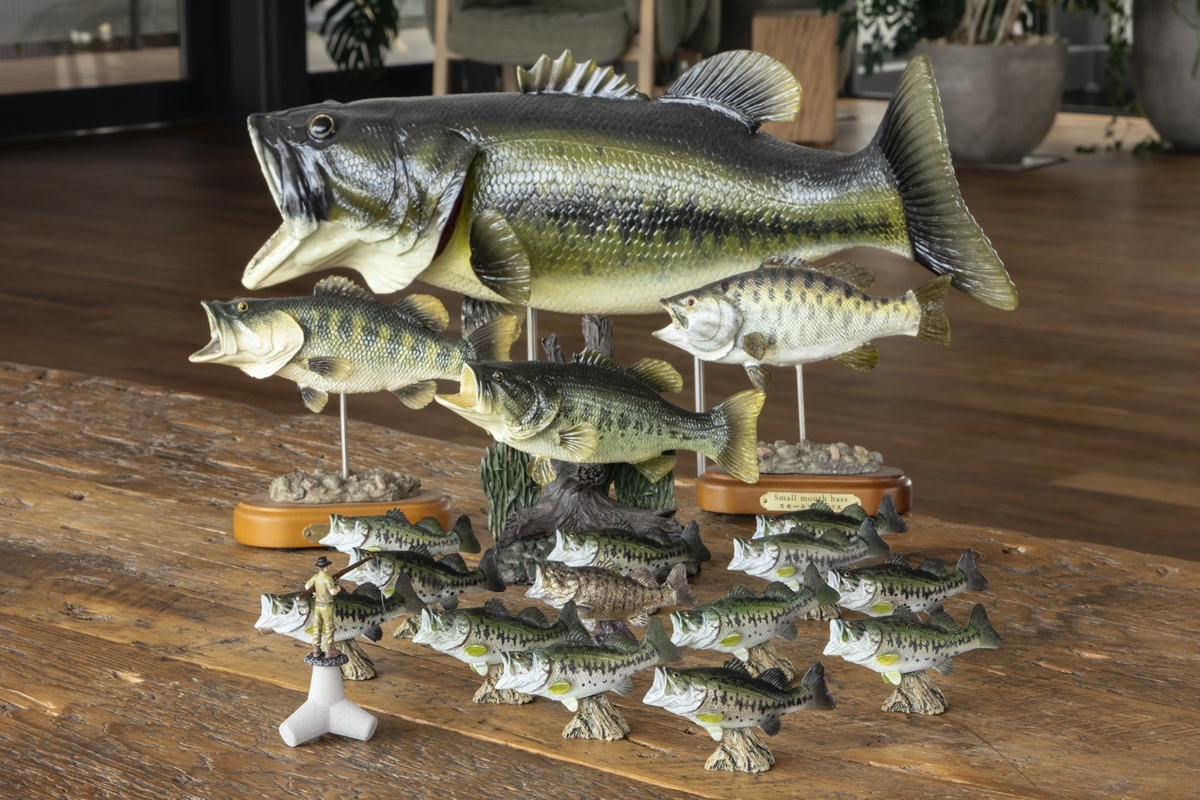○ ハンドメイド 62cmブラックバス 置き物 フィギュア