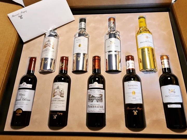 Pelican_AS's tweet photo. *** Coffrets Primeurs *** 

@Pelican_AS est heureux de vous annoncer son partenariat avec les Vignobles @bernardmagrez et les remercie de la confiance portée a notre égard en nous confiant leur expédition de Primeurs 2020 🗝🍇 https://t.co/aLqonxmSDP