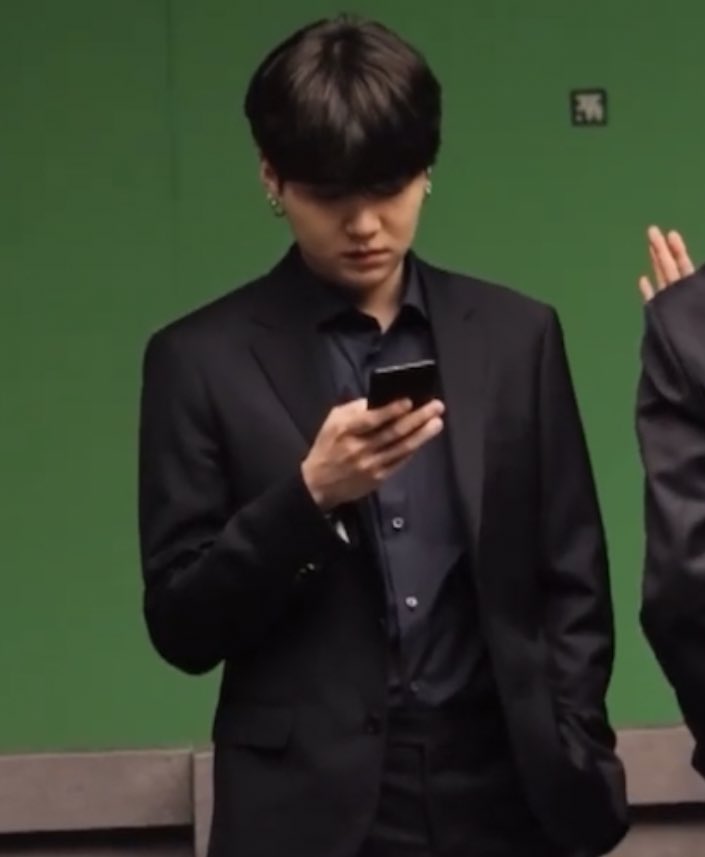 ꗯ̤̮ 𝘚𝘶𝘨𝘢𝘳𝘤𝘰𝘢𝘵𝘦𝘥 𝘚𝘜𝘎𝘈 🐈⬛ 。 ⟢ˎˊ˗ tweet media