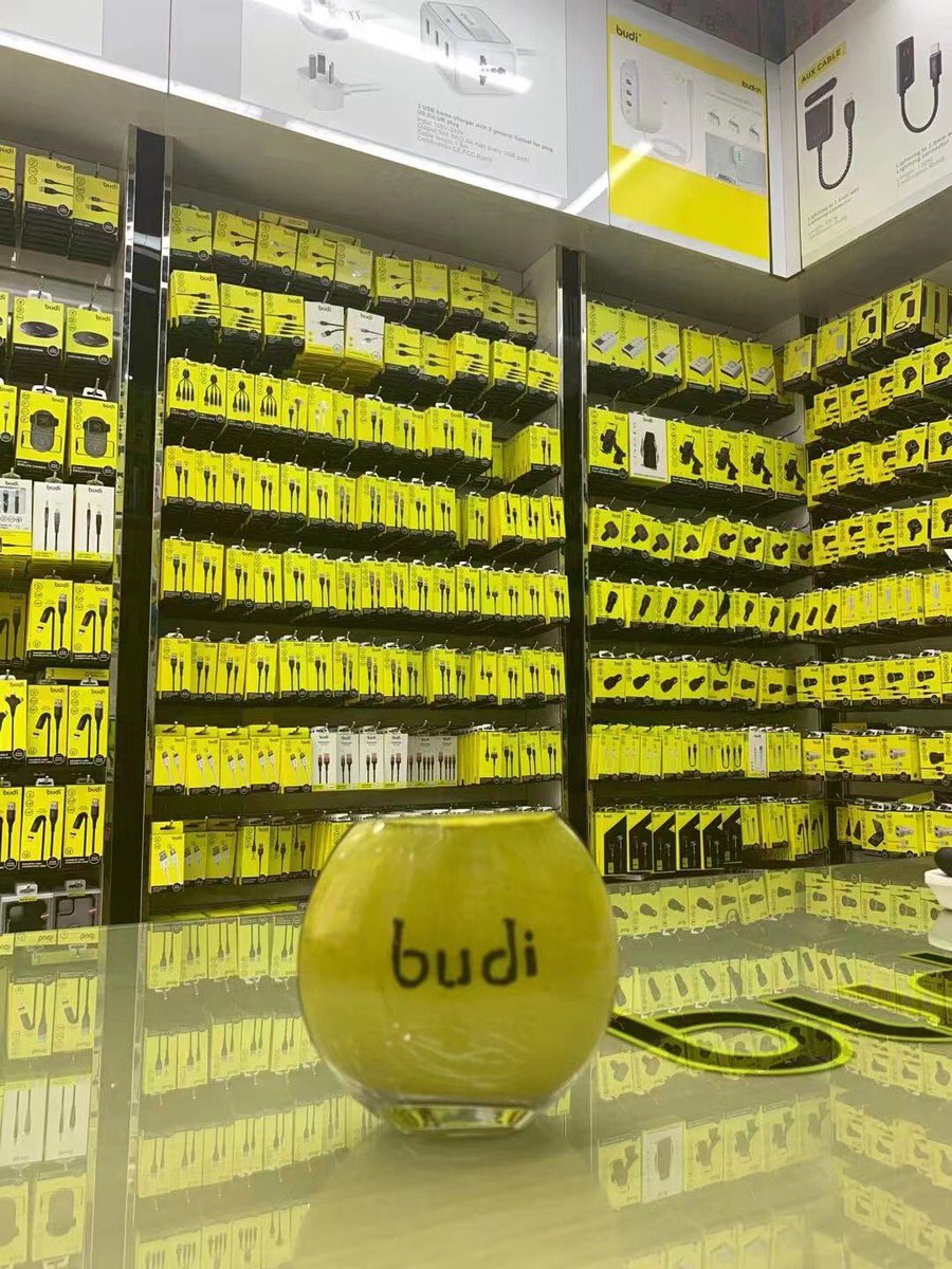 Janiceliang5's tweet photo. budi agent shop in Dubai #phonecable #carholder #carmount #carcharger #cardock #PD
#wallcharger #homecharger #travelcharger #GaN #PD65W #wirelesss #charging #wirelesscharging #mobilephone #headphone #fastcharging #Electronics #factory #supplier #factoryprice #b2b https://t.co/ufYRXLg4IJ