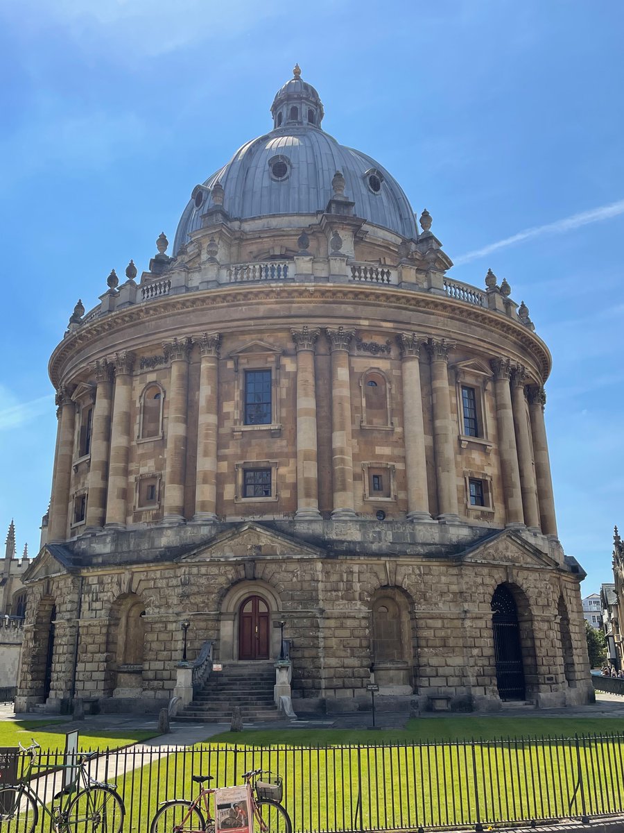 This has got to be the most beautiful library in the world  <a href="/bodleianlibs/">Bodleian Libraries</a> #radcliffecamera