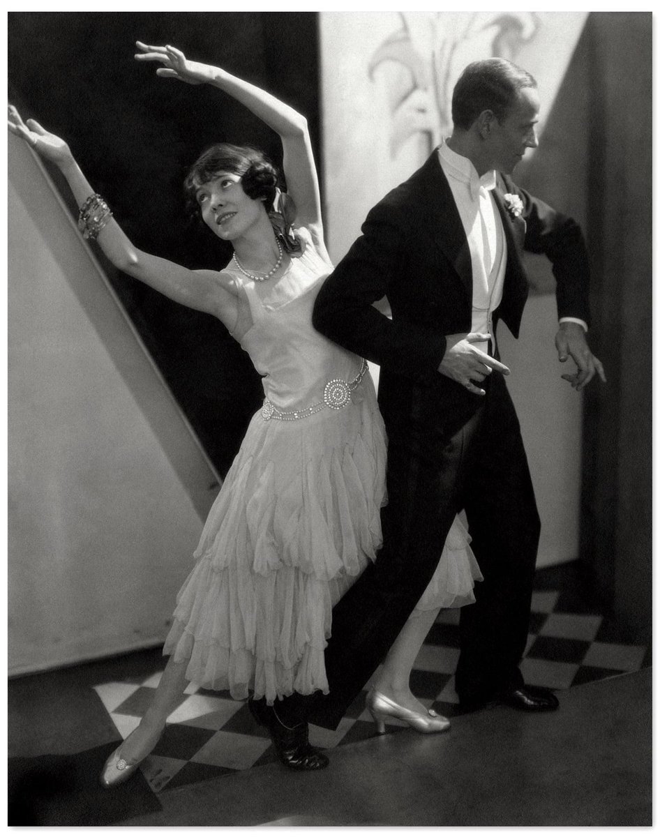 Fred & Adele Astaire dancing at the Trocadero nightclub in Los Angeles, c. 1925. Photo by Edward Steichen #edwardsteichen #fredastaire #adeleastaire #trocadero #losangeles #1920s #dancing #oldhollywood #oldbroadway #broadway