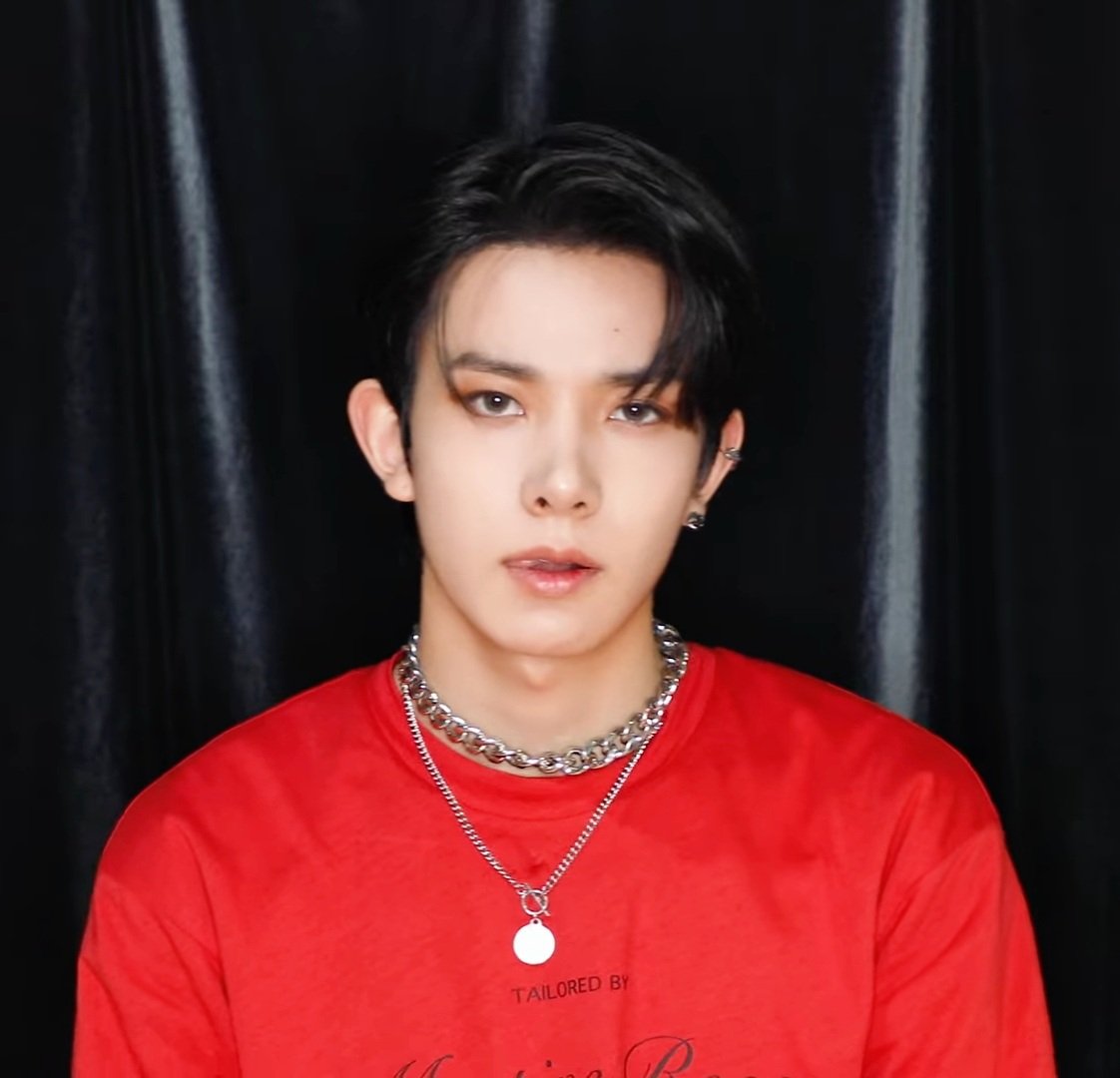 I_m_lavenia's tweet image. #visualcam_enhypen  OUR #HEESEUNG  ♥️♥️♥️♥️ #Feaver #ENHYPEN_HEESEUNG #ENHYPEN #Mnet #VISUALCAM