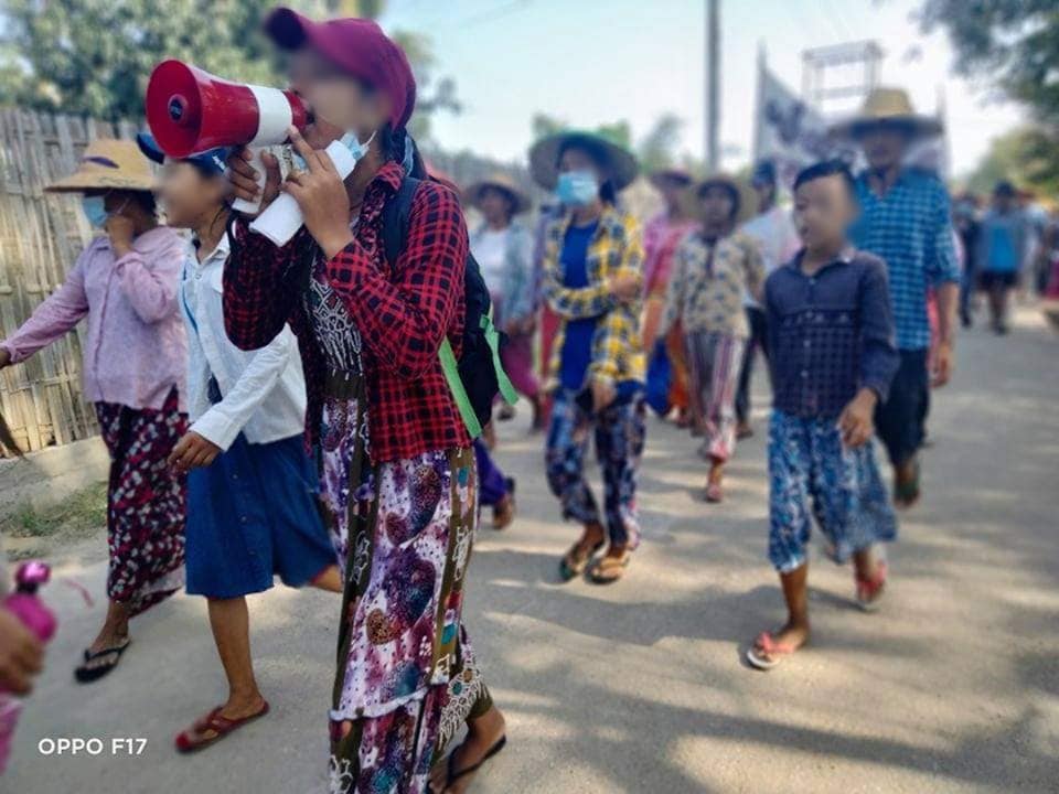 IrrawaddyNews's tweet photo. Hundreds of rural residents of #Sagaing’s #Monywa rallied against the military regime on Thursday, showing their determination to restore democracy. (Photo: CJ) 

#WhatsHappeningInMyanmar https://t.co/giaVUUrlod