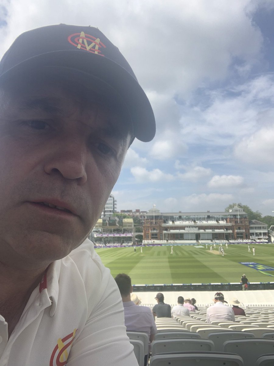 Jem_Davis's tweet photo. 🏏 Day 2 🏴󠁧󠁢󠁥󠁮󠁧󠁿 v 🇳🇿. Come on England ! https://t.co/3c9o1dt4B0