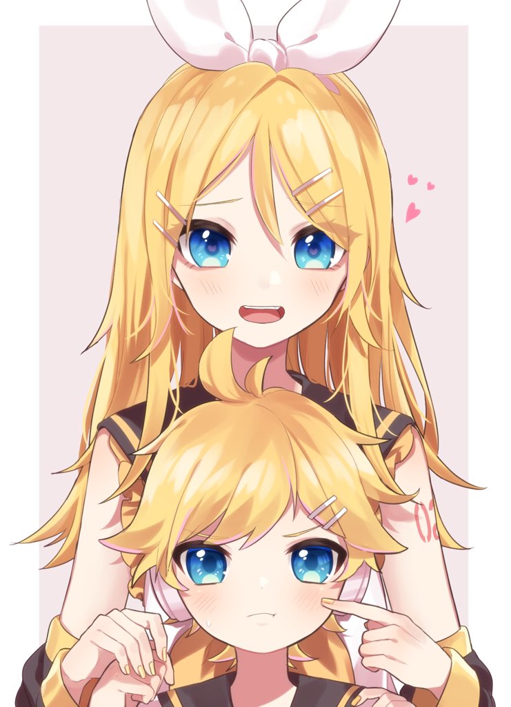 kagamine len ,kagamine rin 1girl 1boy blonde hair blue eyes hairclip hair ornament sailor collar  illustration images