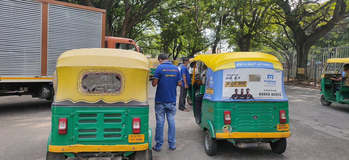 VinodKartavya's tweet image. It is the duty of every citizen to help in reaching the government schemes to the beneficiaries.
Team Bengaluru Hudugaru is one such bunch of friends. Day 6.
#FreeOnlineApplication for Driver&apos;s of Bengaluru. #COVID19 #relief #Fund. @deepolice12 @ANI @publictvnews @tv5newsnow
