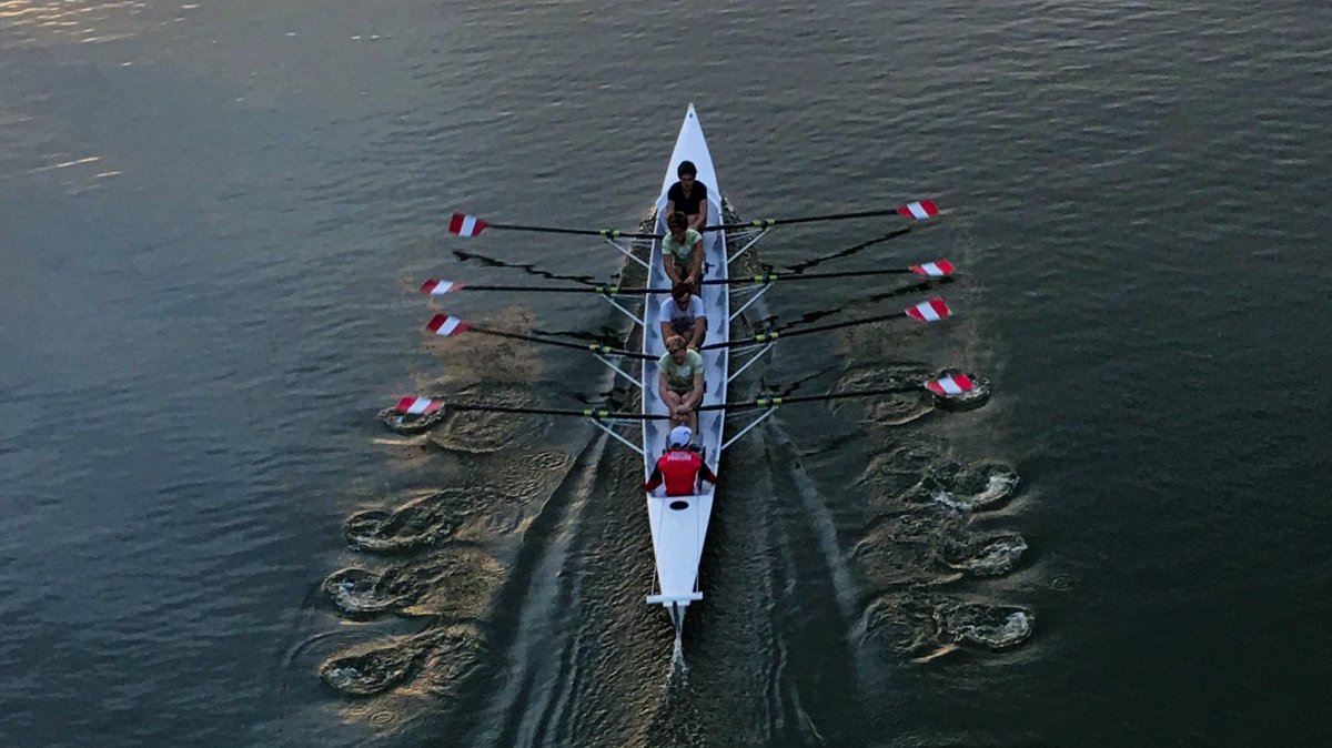 askRoseAgency's tweet photo. Move in the same direction 🚣‍♂️ 

With open communication and a hands on approach, you and your marketing agency can forge ahead together.
#marketing #teamwork #digitalmarketing 

https://t.co/9nNHfynLmT https://t.co/0PfUBa0fMZ