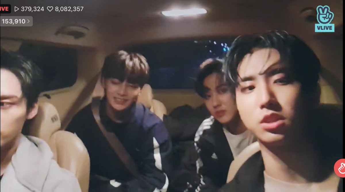 MaAnnaxxi's tweet photo. You guys are so welcome. We love you!
WE HOWL IN VICTORY
#스트레이키즈_승자의_함성 
#StrayKids_The_Final_King
#STAYWeDidIt 
@Stray_Kids https://t.co/dPeXLFQ7OE