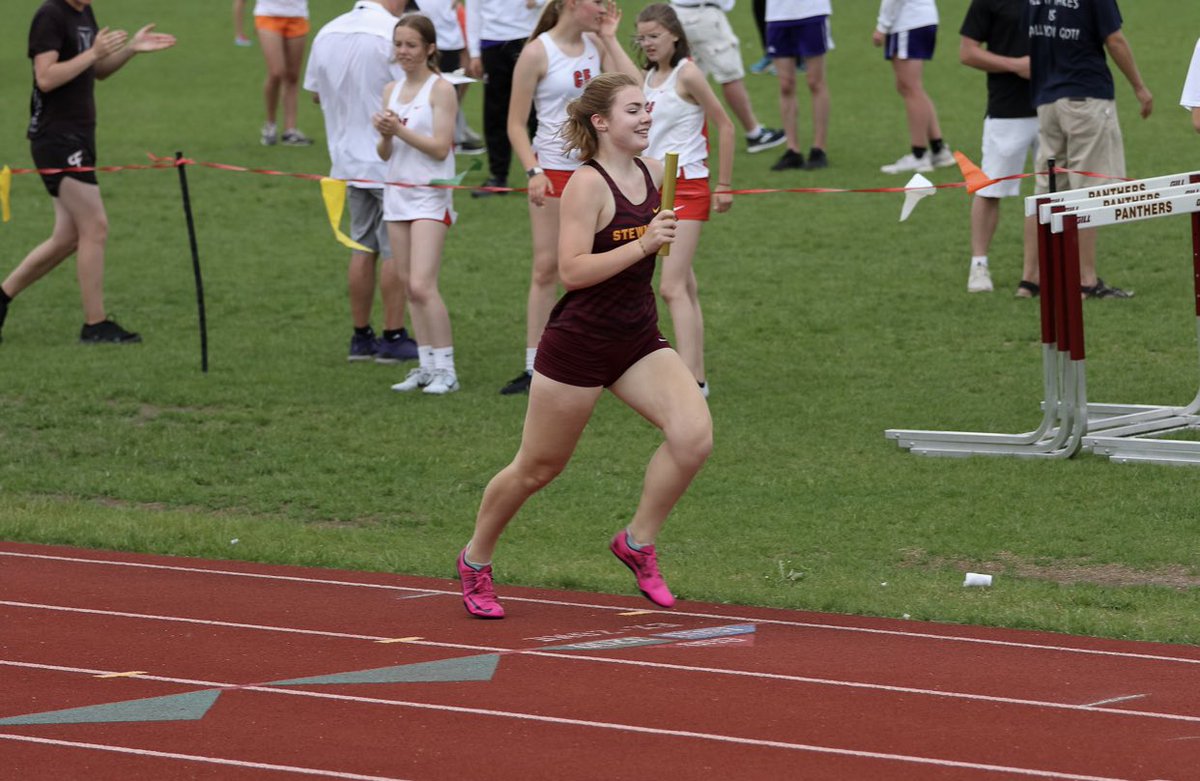IT’S SUB-SECTIONS TODAY!!!!!
📍Stewartville High School  
📍Field events-4:00
📍Running events-4:45
It’s a beautiful day to smile while you run!! 🐅                                                   results.wayzatatiming.com/meets/10147