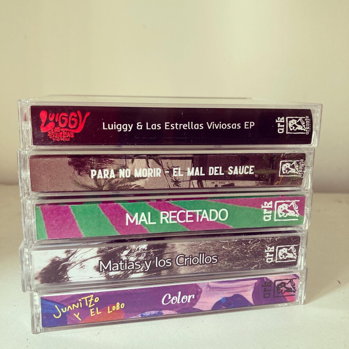 ArkonteRecords's tweet photo. Se vienen las ediciones en cassette de nuestros discos!

#cassettes #cassette #taperecording #taperecorders #music #musica #cassetterecorder #cassetteculture #cassettetapes #cassetterelease #k7 https://t.co/PuUatLXRJm