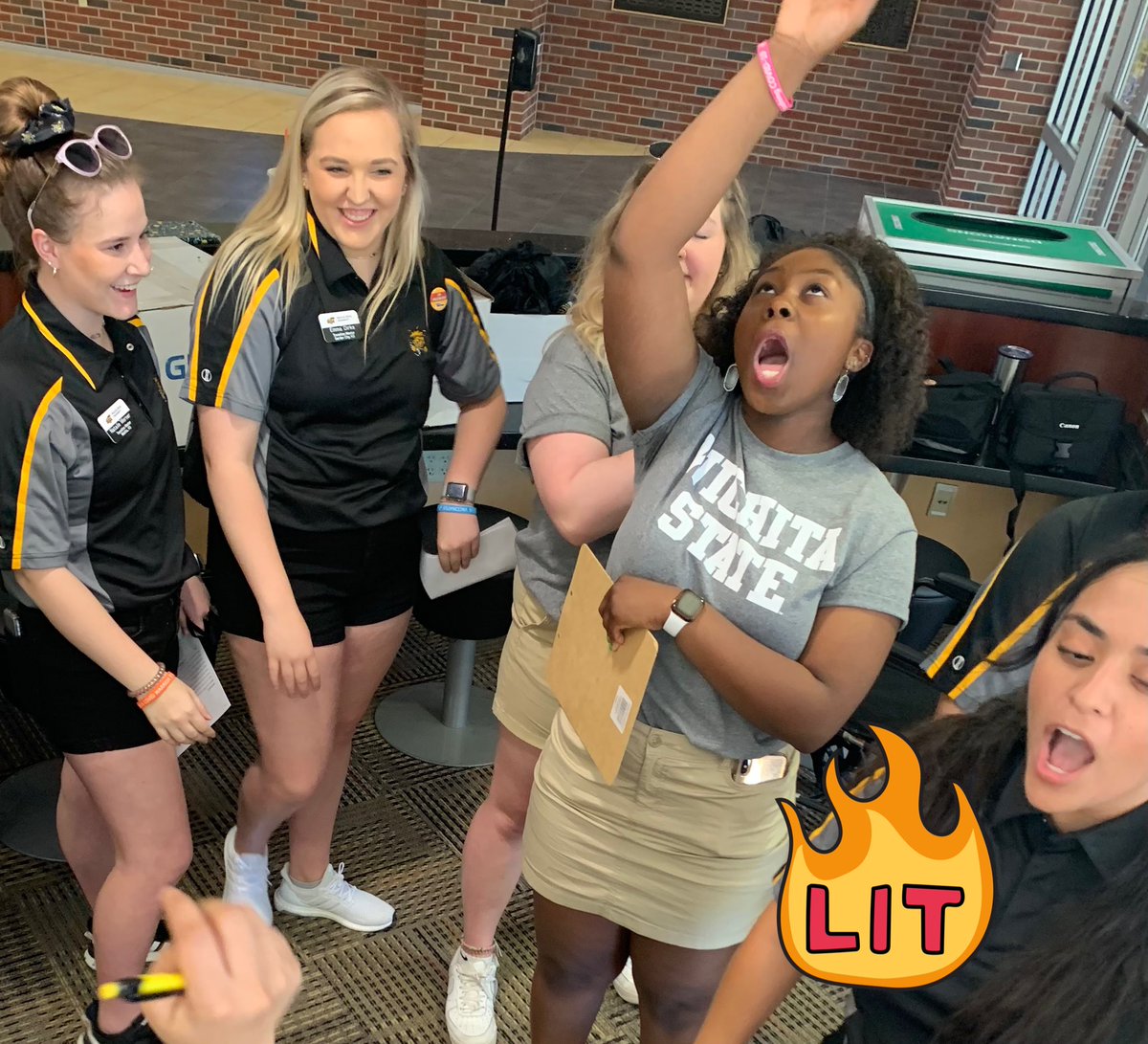 We can’t contain our excitement for today!! Welcome #newshocks21