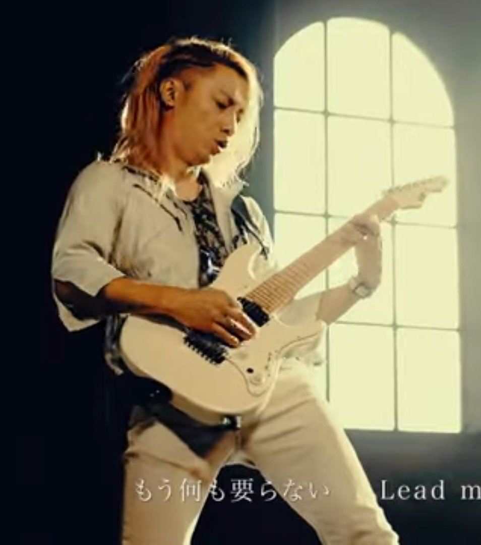 Cynthia ちや Another Ueda In My Life My Inspiration My Guitar Hero Galneryus Galneryussyu Syu T Co Ag6vvru0n5 Twitter