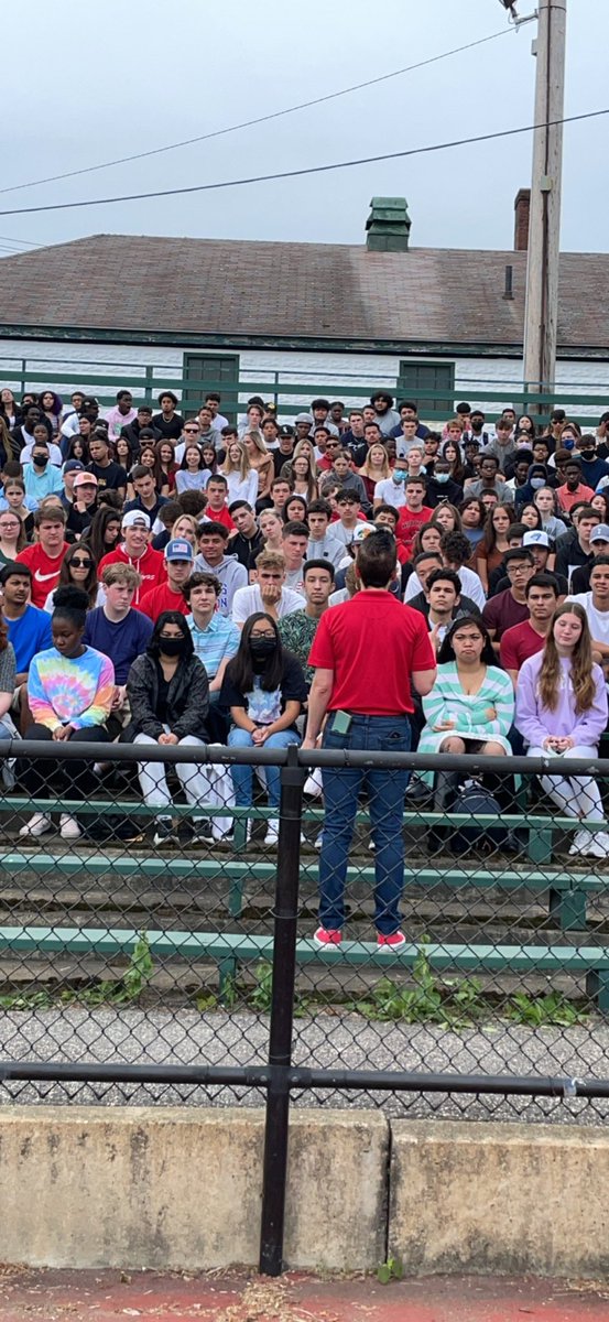 Ofc Kristin Tracey tweet media