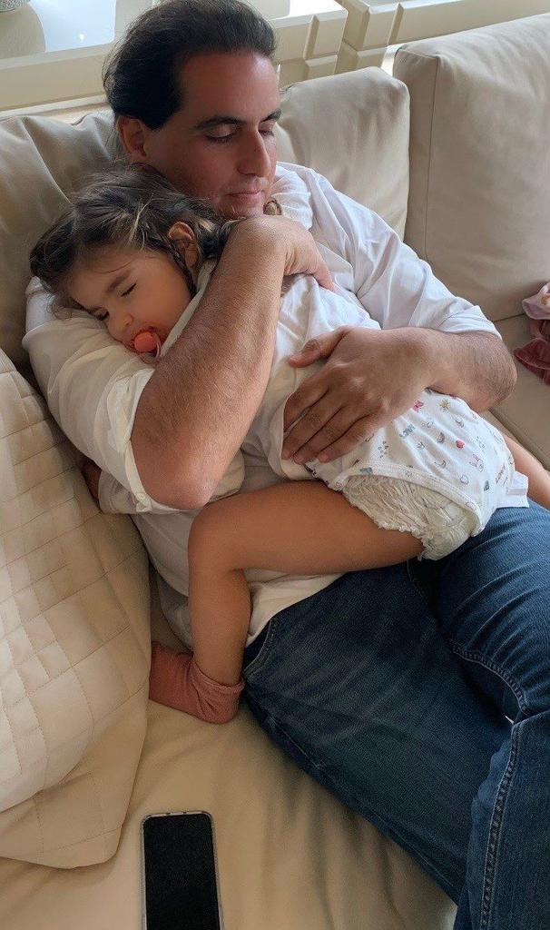 DanielA27323136's tweet photo. Hasta cuándo más atropellos .. ya un año sin ver sus hijos ya no lo dejaron estar en la partida de sus padres q más quieren hasta cuándo harán el mal .. ya para la pronta liberación de nuestro embajador diplomático @juanarrieche05 @JFjusticiafuser @Pochacco2099 https://t.co/bMTWa0d0Pu