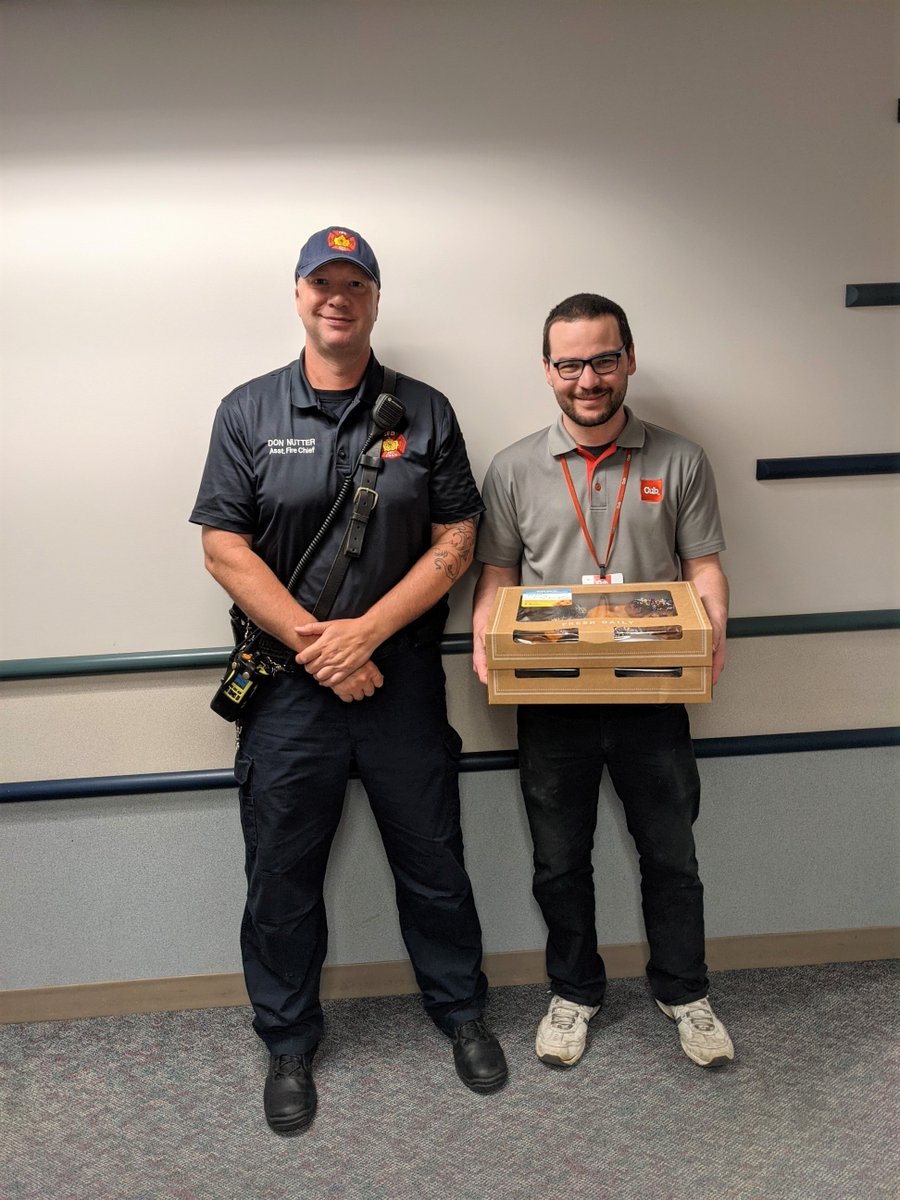 Thanks very much to Chanhassen @cubfoods for brightening our day at City Hall with donuts in honor of National Donut Day tomorrow! We appreciate and value the great partnership of Cub Foods in our community, and we really appreciated the donuts, too!