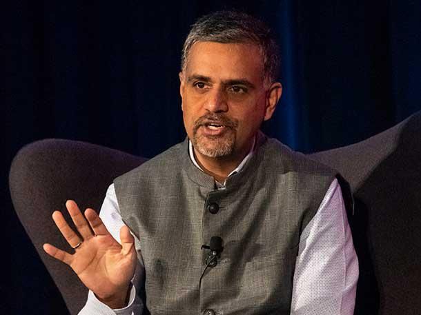 Aruba Partners Tell Me That Founder <a href="/KeertiMelkote/">Keerti Melkote</a> Is Leaving #HPE With ‘Big Shoes To Fill’ | buff.ly/34KyHl2 <a href="/CRN/">CRN</a> @ArubaNetworks <a href="/HPE/">HPE</a> <a href="/AntonioNeri_HPE/">Antonio Neri</a> #networking