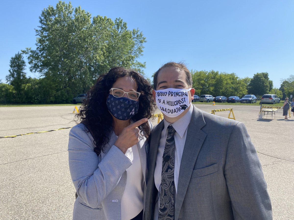 ssavagli's tweet photo. KUSD’s FIRST GRADUATION! Honored and so proud of our students and staff! What an awesome milestone! #KUSDproud #AAYI #KUSD https://t.co/RMG5d3prbN