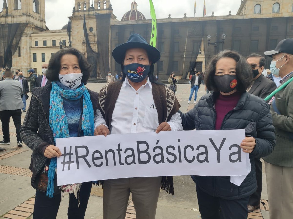 FelicianoValen's tweet photo. #AEstaHora la Comisión III del @SenadoGovCo vota el Proyecto de Ley sobre Renta Básica.
Por un ingreso universal garantizado por el Estado y vivir dignamente.
 #ApruebenLaRentaBásica https://t.co/PxOQn32eQD