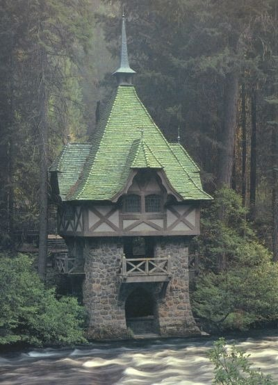 Teahouse, Wyntoon, Siskiyou County, California, #Teahouse #Wyntoon #SiskiyouCounty #California # eugeneshort.com