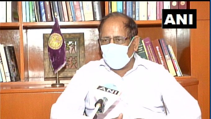 ndtv's tweet photo. "So far we've admitted students on merit basis. This year too, in view of #COVID19, we'll admit students on the basis of marks received in #BoardExams, be it CBSE or others. Delhi University will release merit (list) using those marks": DU Vice-Chancellor Professor PC Joshi
(ANI) https://t.co/8w0ik2fd46