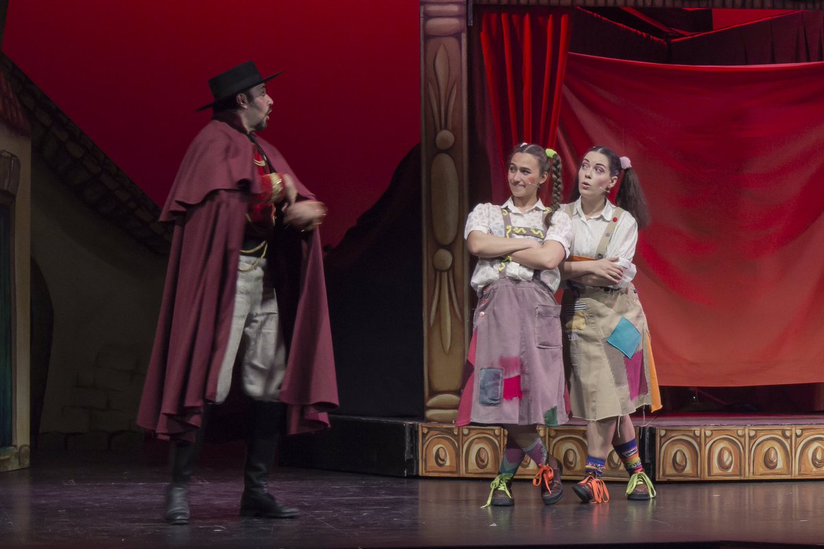 #pinocho continúa su aventura de recién nacido este #sabado en el teatro SanPol de #madrid.
Uno de los mejores plan
de #ocioemfamilia para este finde de tormenta ☔️ 🌧⛈
12:00h
17:30h