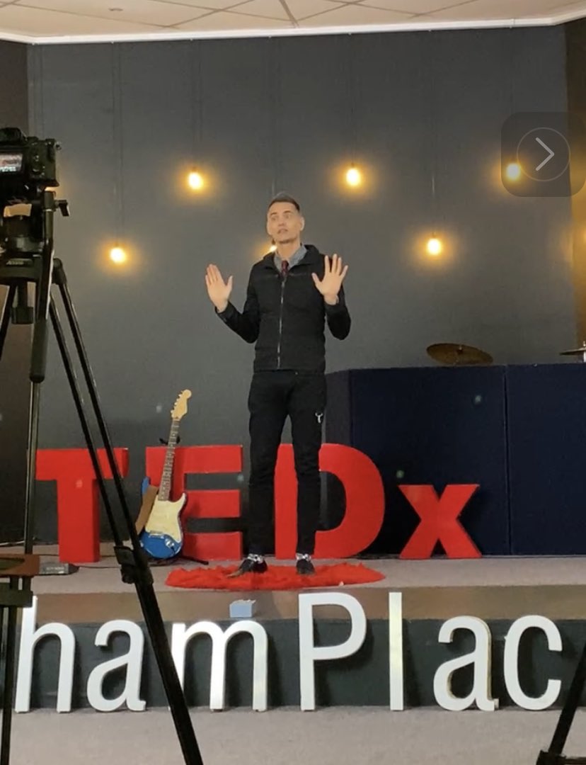noxbloom's tweet photo. Excited to be at the @tedxgreshamplace with @Mpume_Mhlanga to listen to ideas worth spreading to BREAK BARRIERS! Awesome platform @thobanindlovu_ 
.
Loved @pepemarais’s Talk 
Can’t wait to hear from @marksaunderstps 👌🏾👌🏾
.
#TEDxGrashamPlace #Speakers #breakingbarriers https://t.co/v5y2Egb97f