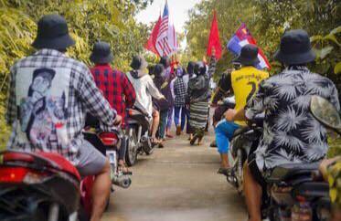 Images of protesters in Paung Township, Mon State, today (Jun 3). 

Photos: CJ

#WhatsHappeningInMyanmar
