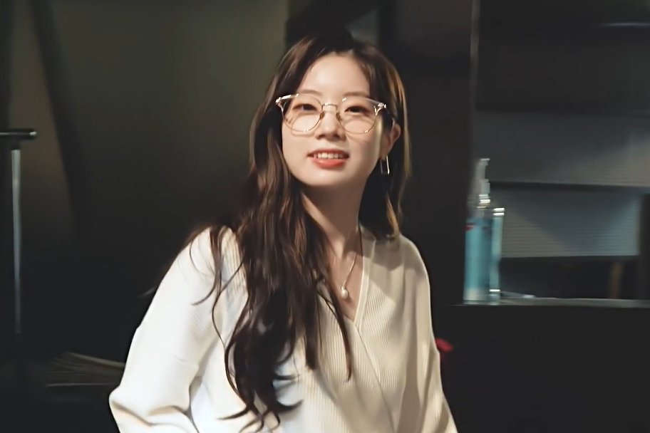 archivedkdh's tweet image. this dahyun deserves to be talked about every day