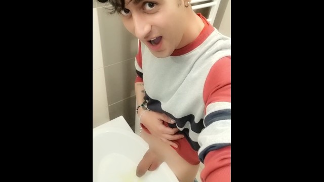 For all my fans, new content up on PornhubModels: https://t.co/E2d5levn2K https://t.co/gM0qOqtuM9