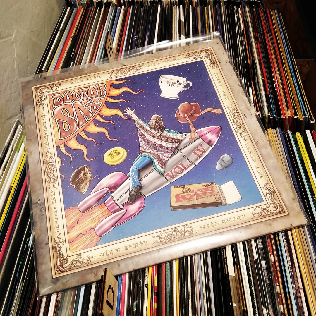 vinylora's tweet photo. Doctor Sax-en binilo eta CD berria!/#doctorsax #VOLIV Nuevo trabajo de Dostor Sax ya en #vinylora #vinylcollection #vinylcommunity #vinylovers #vinyladdict #vinylrecords #vitoriagasteiz #aldezaharra #lacorre https://t.co/U0YWLmhMCF https://t.co/ubG4xmDVpC
