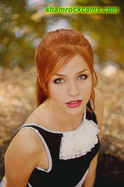 FrecklesGlow's tweet photo. Like and retweet if you love her! #redheads #redhead #redhair #ginger #redheadbabes #babe #sexyredheads #freechat #freckles #redheads See more https://t.co/ZZkiMj2ESI https://t.co/49s7E0libe