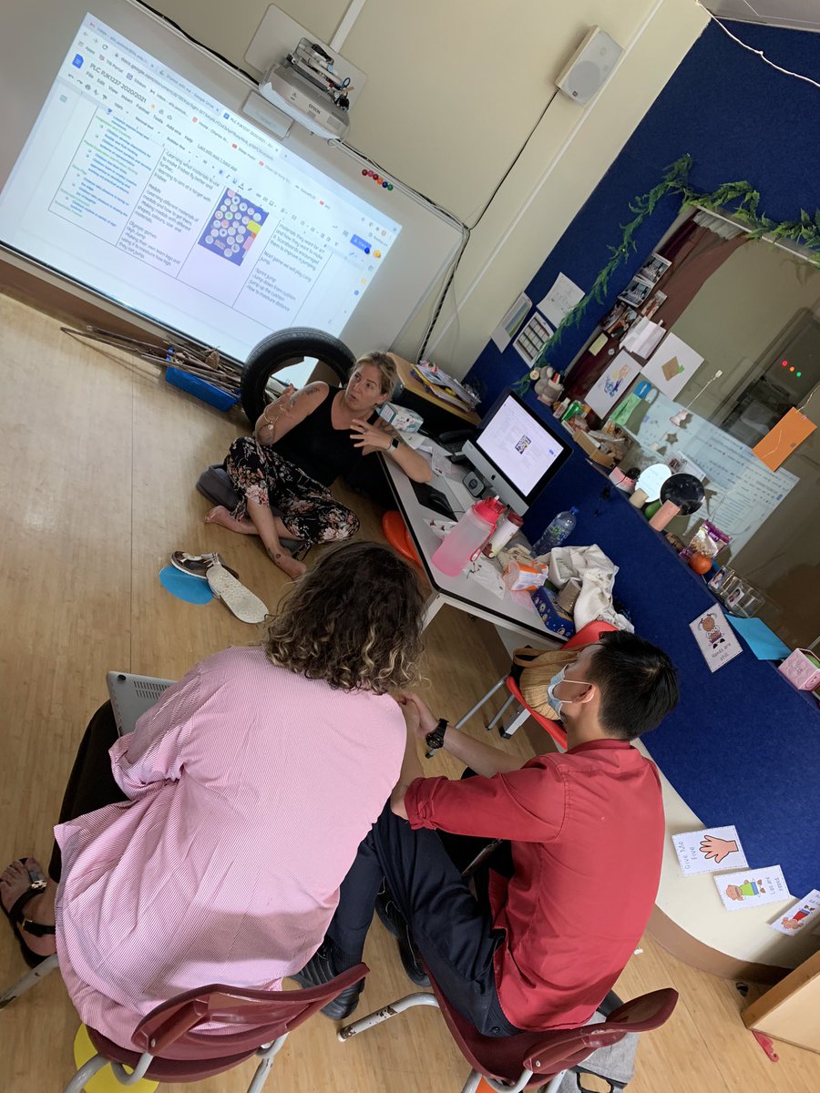 Hiede Schmidt tweet media