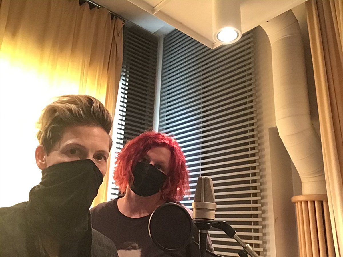 Studiossa koko päivän, mutta #mittaontäysi