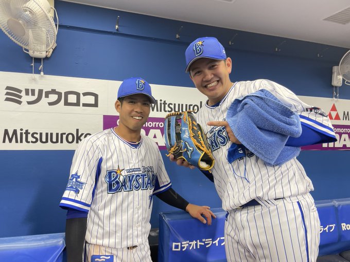 土壇場の9回ツーアウトから 関根大気 選手 Amp 桑原将志 選手が執念のヒットで出塁 最後は 大和 選手が意地の殊勲打で今季神宮初勝利 チーム最年長 Baystars 土壇場の9回ツーアウトから 関根大気 選手 Amp 桑原将志 選手が執念のヒットで出塁 最後は 大和 選手が意地の殊勲打で今季神宮初勝利 チーム最年長 Baystars