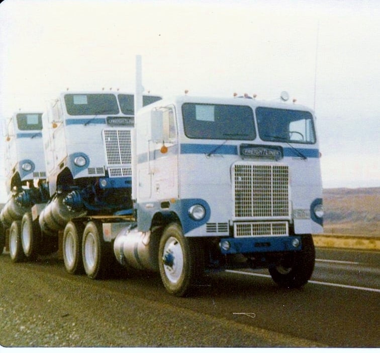NJTRUCKCENTER's tweet photo. This month's featured Facebook page to enjoy vintage trucks is the Freightliner Historical Truck Club. It's truly a walk down memory lane. Visit, follow, and enjoy!
#NJTruck #NJTC #truckparts #truckservice #freightlinertrucks #fusotrucks #sprintervans #truckinglife #tractors https://t.co/FT8NxIiJPw