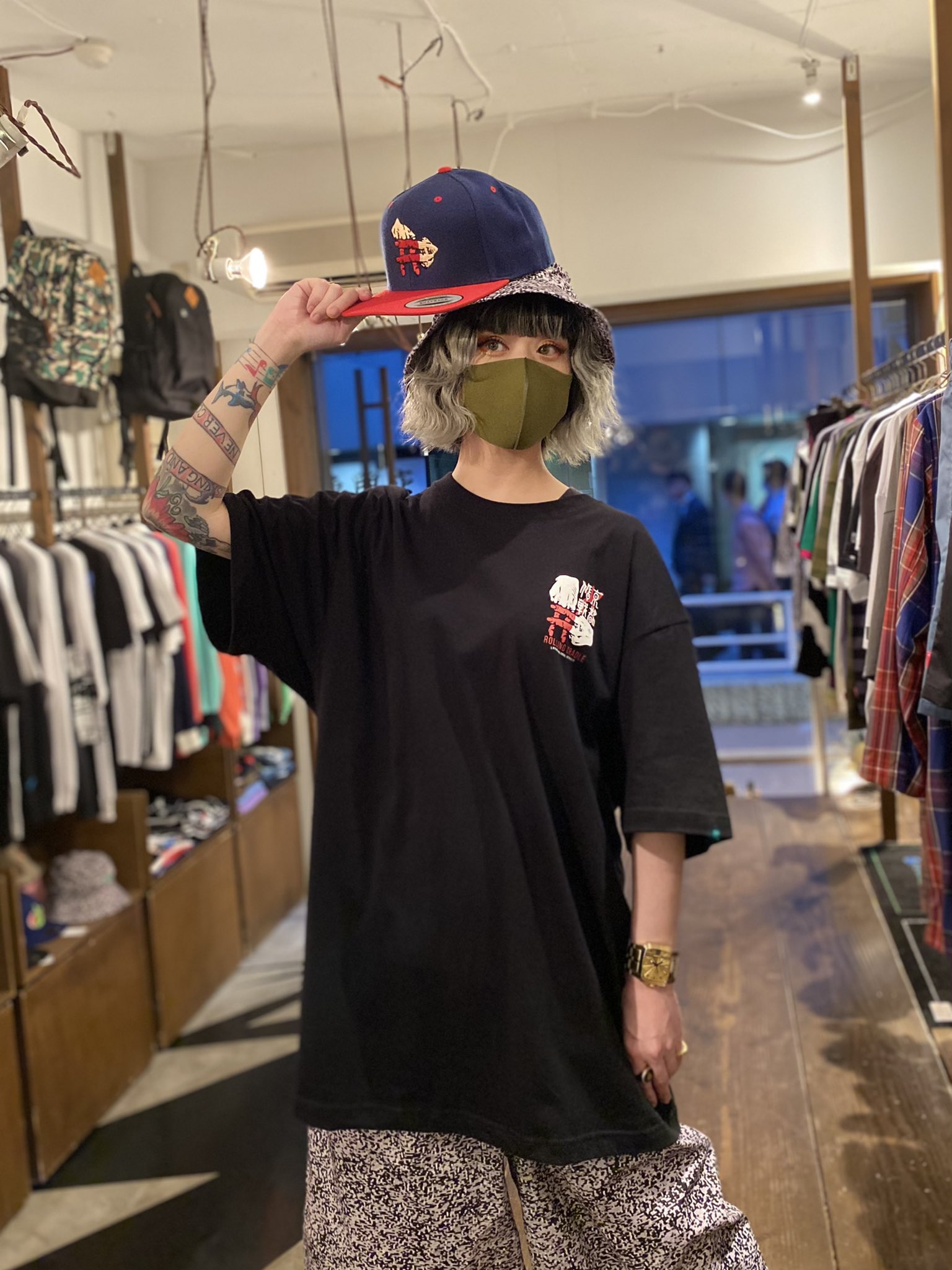 大幅値下げランキング ROLLINGCRADLE ロリクレ ロンT Lサイズ