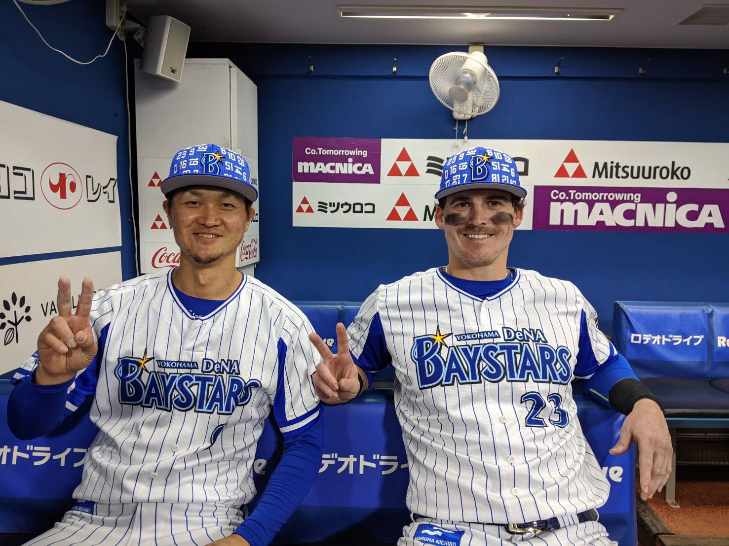 横浜DeNAベイスターズ　オースティン選手実使用 横浜DeNAベイスターズ #3 T.オースティン（ﾀｲﾗｰ ｵｰｽﾃｨﾝ）の使用