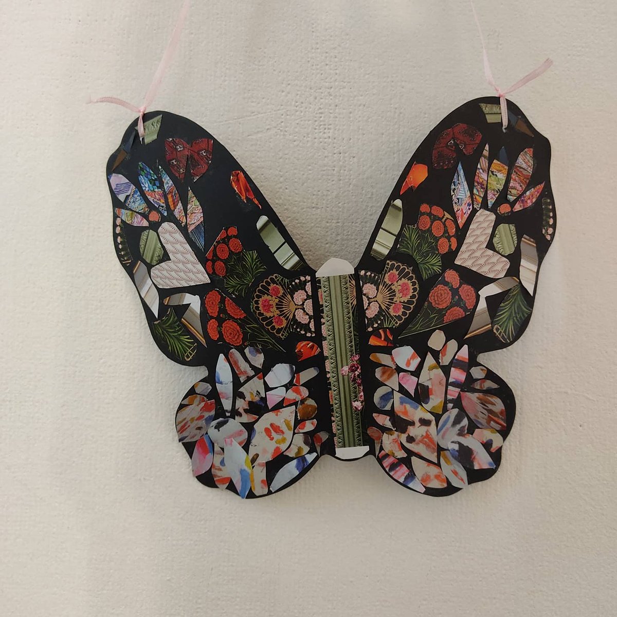 ArtGrangetown's tweet image. Pop by @HoneycombToys to collect a free butterfly art kit from @TheCardiffStory ! You can bring your finished butterfly to @Grange_Pavilion on Saturday to add it to our community butterfly sanctuary🦋🦋🦋🦋 @CardiffFusion
