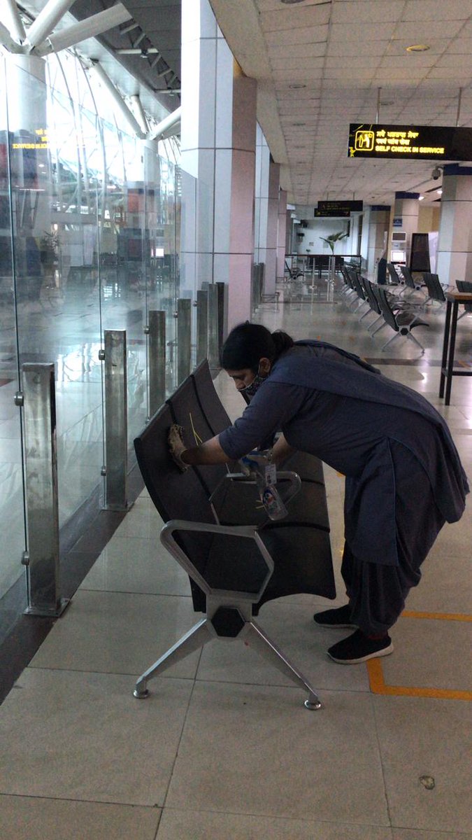 aaiasrairport's tweet photo. At @SGRDJI Airport, our housekeeping team is dedicatedly sanitizing all the prominent touch points on daily basis to ensure safe environment for its patron.
#Sanitization #SocialDistancing #ProperMask #FlySafe #FlyHigh
@MoCA_GoI @AAI_Official @aaiRedNR https://t.co/zgCk5Kh5Fz
