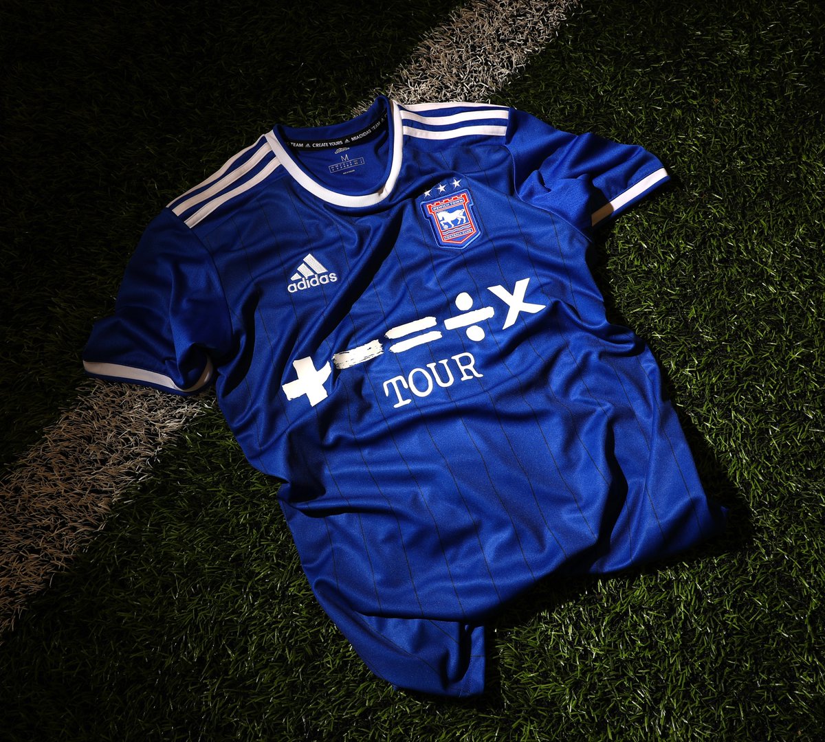 IpswichTown's tweet photo. 👊 Proud to be Blue.

#itfc https://t.co/Gz5t3QpPiR