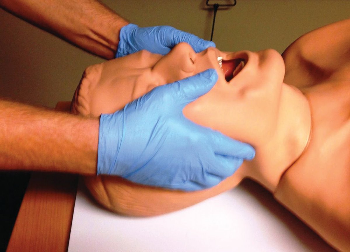 So, I married an ER doc...

PROS: expert-level care for dislocated elbows, lacerated eyelids, &amp; removal of stitches (yep, all the same kid 🤦🏾‍♂️)

CONS: I woke up this morning to her doing a jaw-thrust maneuver on me because I was *allegedly* snoring (see below)

Y’all ain’t right