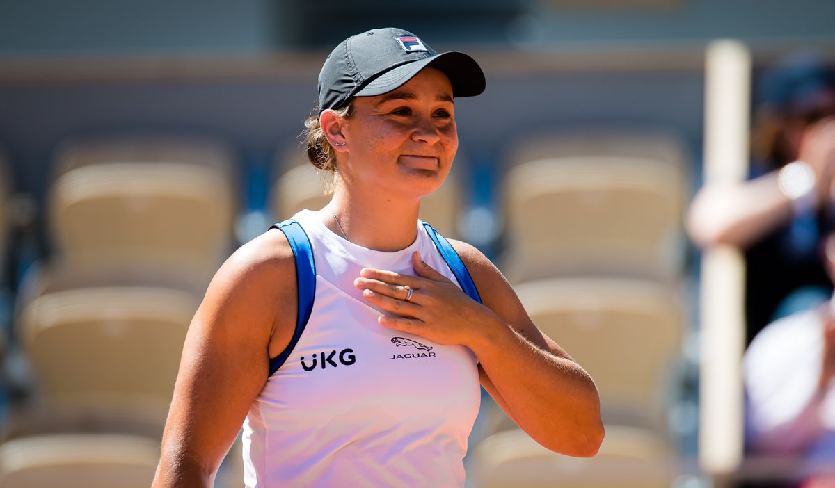 WTA_Comms's tweet photo. Barty: "We have had -- I mean, I've had my fair share of tears this week. It's all good. Everything happens for a reason. There will be a silver lining in this eventually. Once I find out what that is, it'll make me feel a little bit better. But it will be there, I'm sure." #RG21 https://t.co/HQMyoSE7CW