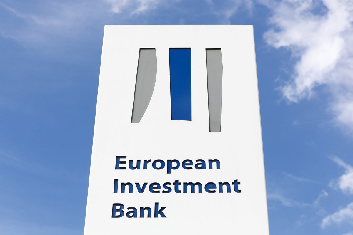 Pluribiotech's tweet photo. Pluristem is pleased to announce the receipt of the first tranche of non-dilutive financing in the amount of €20 million from the @EIB.

We look forward to using the proceeds to advancing our regenerative medicine platform &amp; to improve quality of life.

#celltherapy #EUIsrael https://t.co/spbosNIyjm