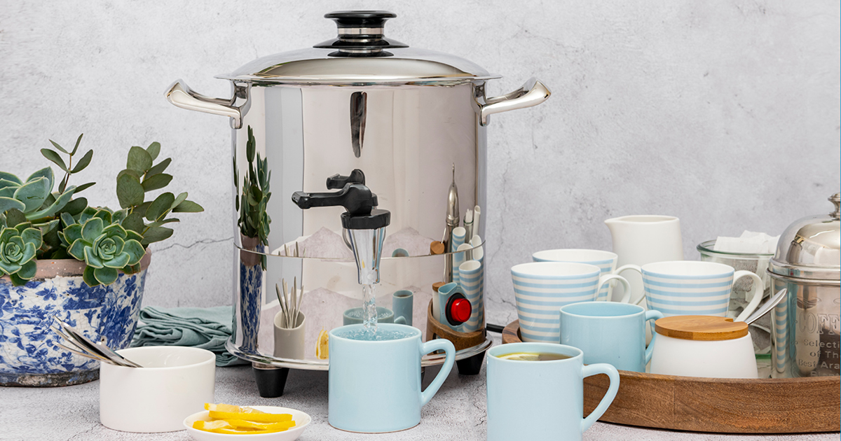 womanandhome_sa's tweet photo. Does working from home with a friend or partner mean endless cups of tea or coffee? The @amc_cookware Urn is ideal for small offices or family functions - with a capacity of 8 litres, there is no need to boil the kettle constantly.
#cookingwithAMC #AMCcookwareSA https://t.co/LWLqTnVNab