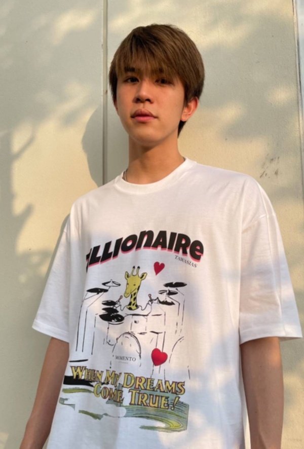yimnoyna_'s tweet photo. เสื้อสวย​ 😍🦒🥁
#saveG #Tartintin #เยลลี่บูม
#momentoXtawasias https://t.co/SNa3pYZ82B