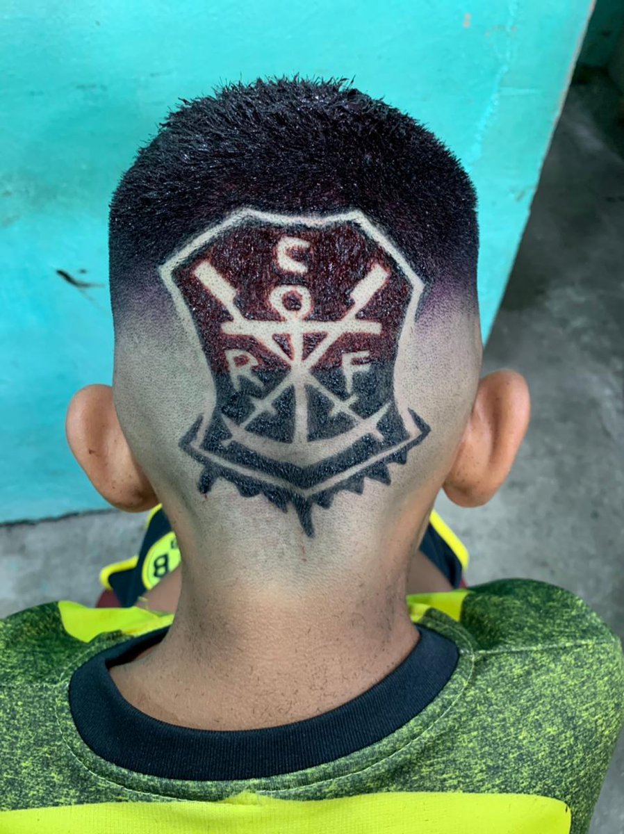 Barbearia_ST's tweet photo. Vamo q vamo nos trabalho 🙌🏾🙌🏾🙌🏾💪🏾 https://t.co/XVqBgxT3YZ