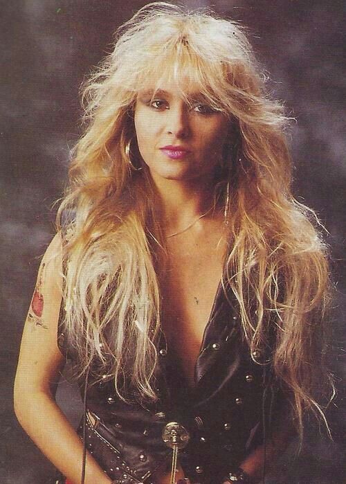 Happy Birthday to Doro Pesch (Warlock). She turns 57 today. 