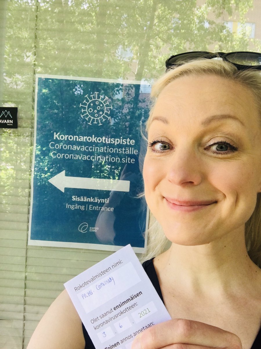 Kesä, kärpäset ja koronarokotus 👌🏻Valoa näkyvissä☀️ Hienosti toimi prosessi: tiistaina aukesi ajanvaraus ikäluokalleni ja tänään jo rokotuksessa! Vain se hieno someseinä puuttui tästä rokotuspisteestä 😄